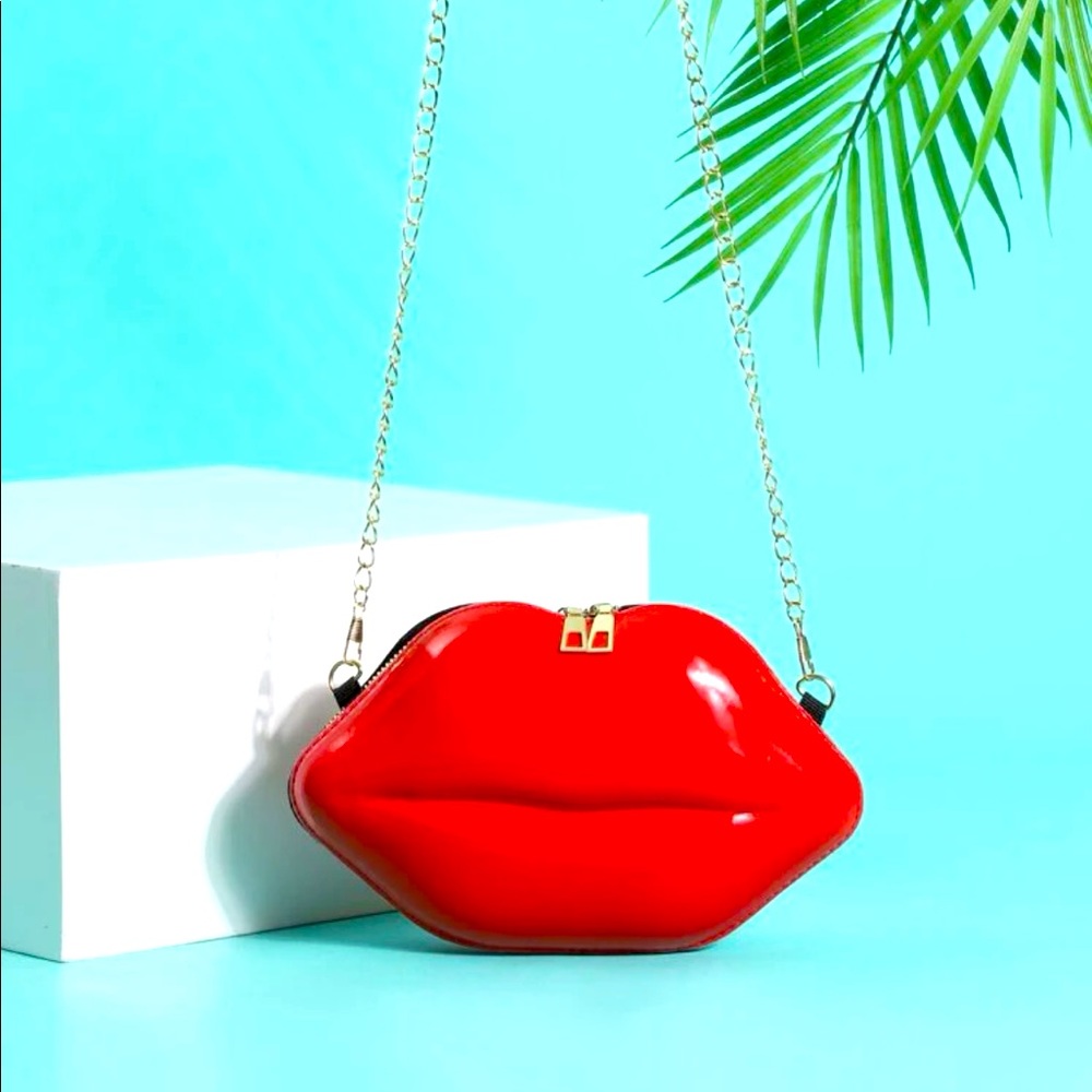 Red lip shaped crossbody purse